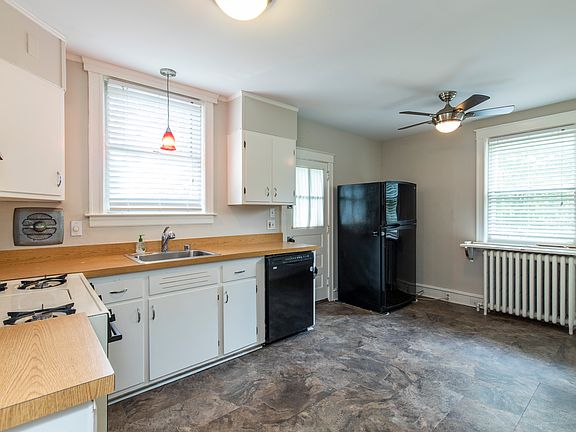 5th image of 256 W Plumstead Ave