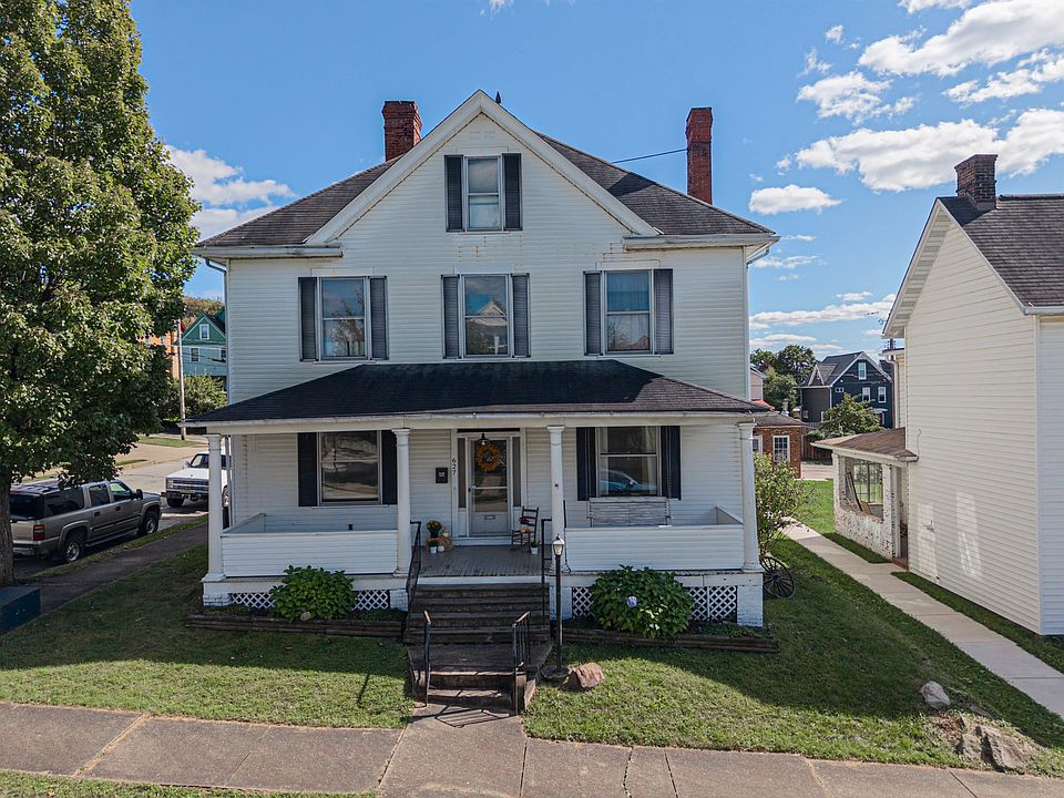 1st image of 627 Weldon St
