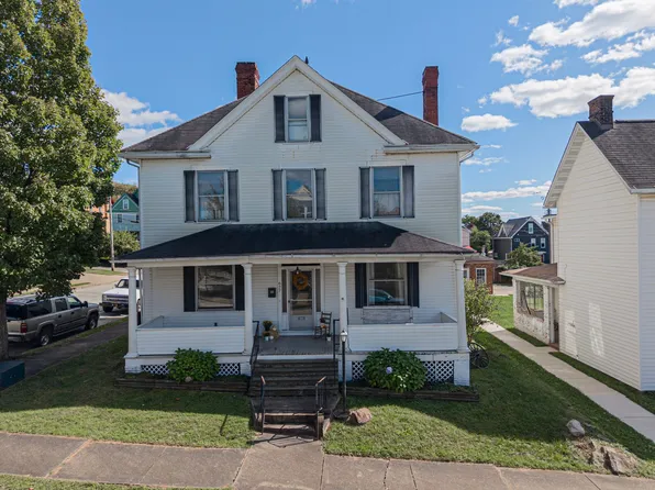 627 Weldon St, Latrobe, PA 15650