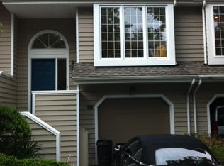 12 Cabot Dr, Chesterbrook, PA 19087