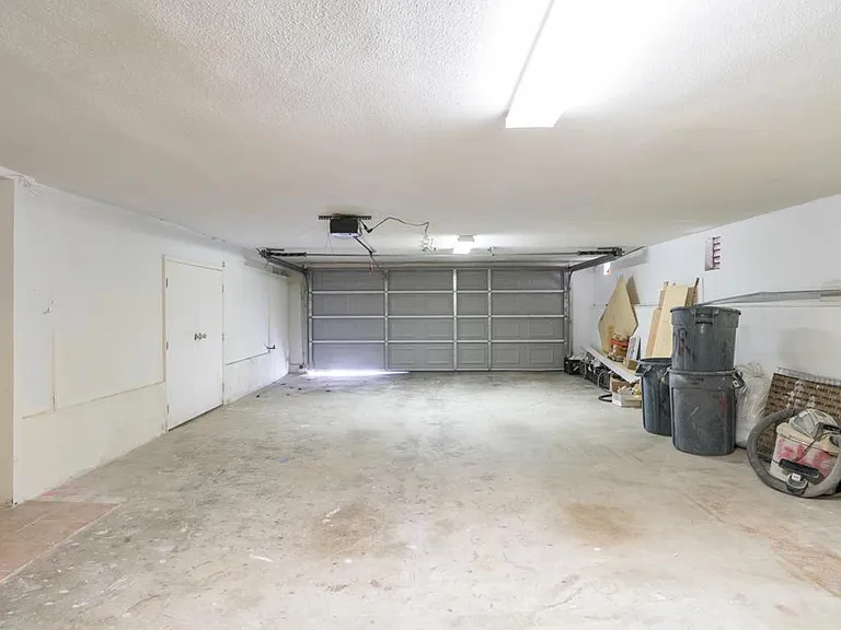 948 5th St #1 — Photo 30
