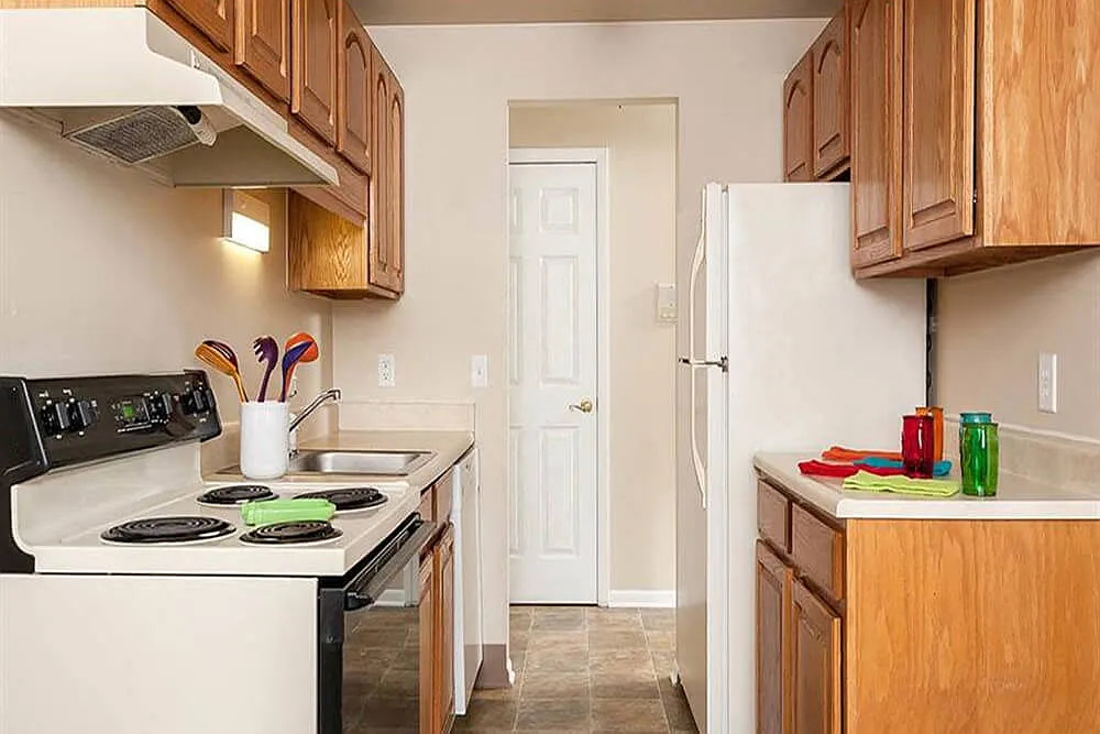 Newcastle Apartments and Townhomes — Photo 4