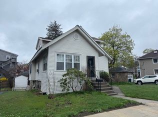47 Carlisle St, Worcester, MA 01602