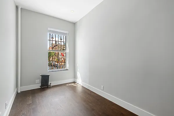 Rented by Cooper & Cooper Real Estate | media 9