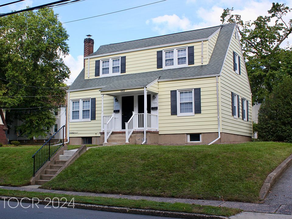 1st image of 102 Paterson Ave #2