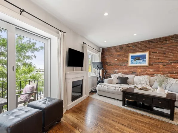 328 Commercial St APT 35, Boston, MA 02109