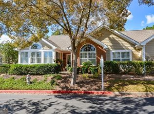 132 Vintage Club Cir #5, Marietta, GA