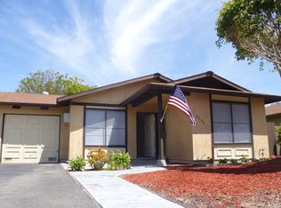 4706 Sunny Hills Rd, Oceanside, CA 92056