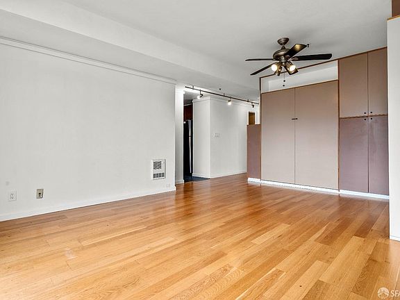 5th image of 601 Van Ness Ave APT 928