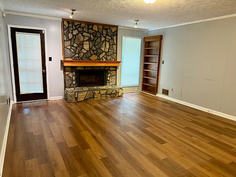 7670 Glen Devon Rd — Photo 5