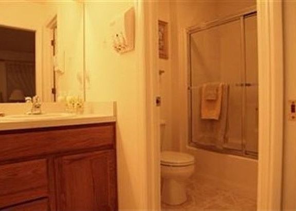 4th image of 669 Monticello Place Ln #13