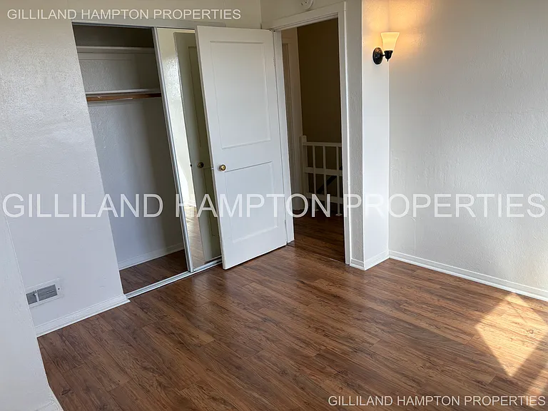 320 NW 15th St #320 — Photo 39