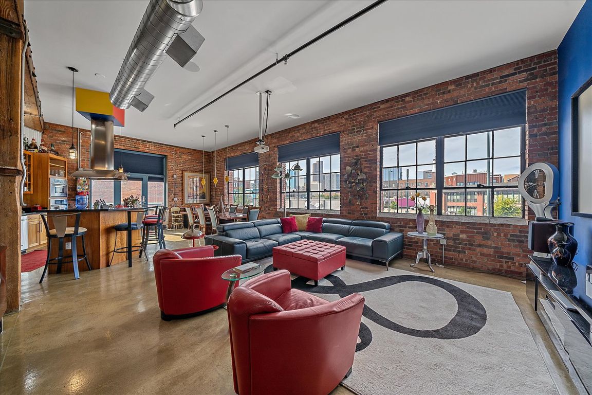 next background image