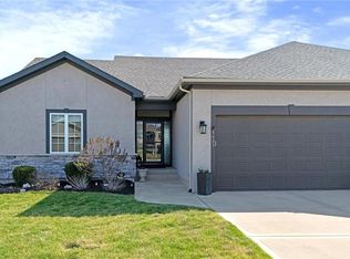 5003 N 145th St, Basehor, KS 66007