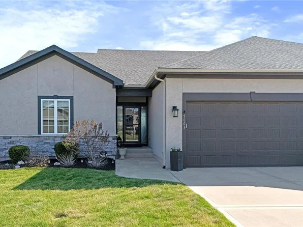5003 N 145th St, Basehor, KS 66007