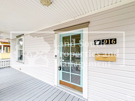 2nd image of 916 Vistabula St