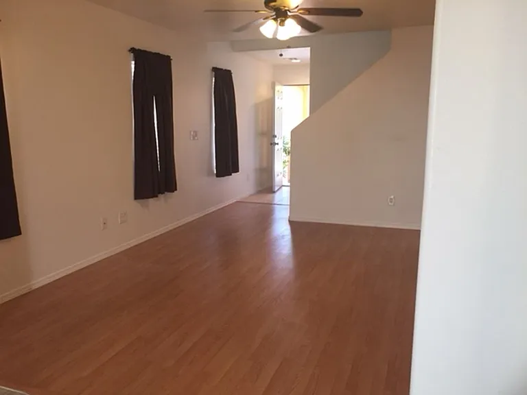 8014 Torremolinos Ave — Photo 2