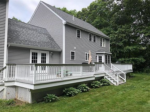 3rd image of 192 Bayview Ave
