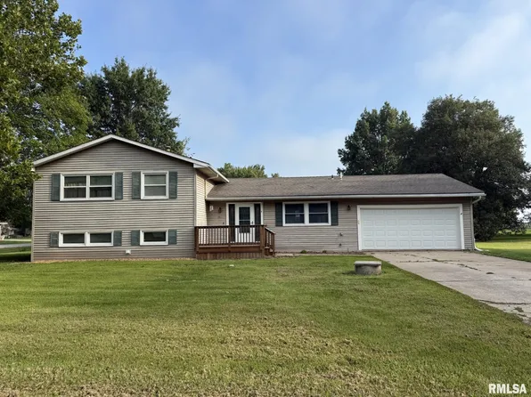 201 McMurtry Dr, Henderson, IL 61439