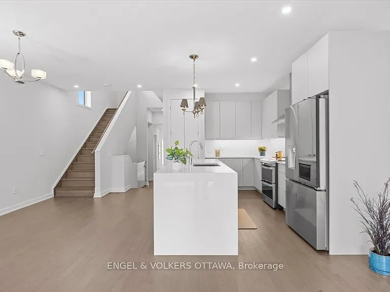 699 Honeydew St — Photo 8