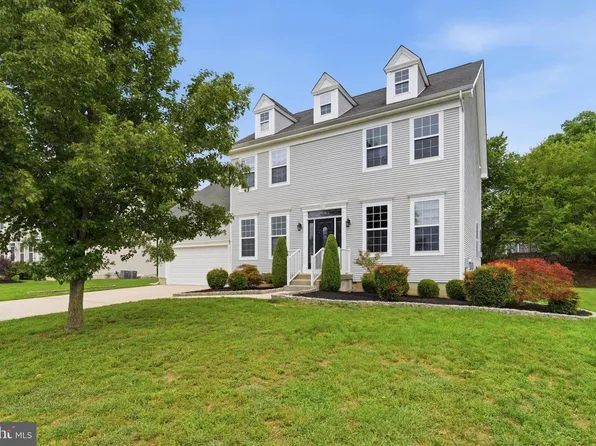 2740 Doral St, Vineland, NJ 08361