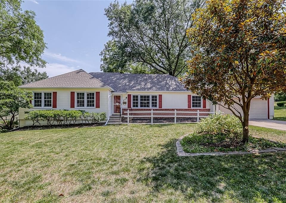 1009 W 99th Ter, Kansas City, MO 64114 Zillow