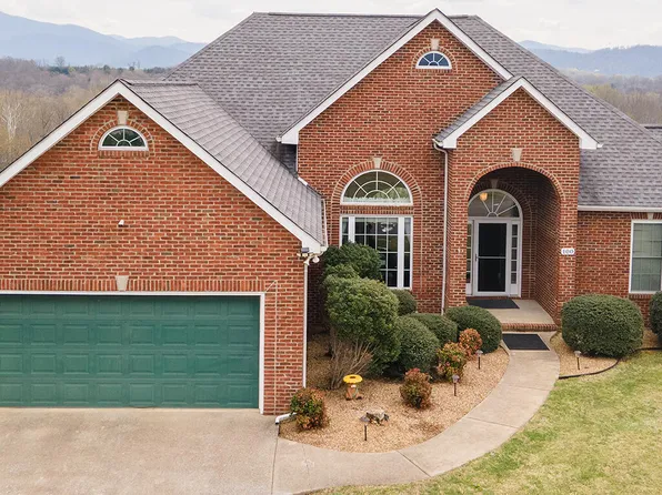 100 Golf Villa Dr, Greeneville, TN 37743