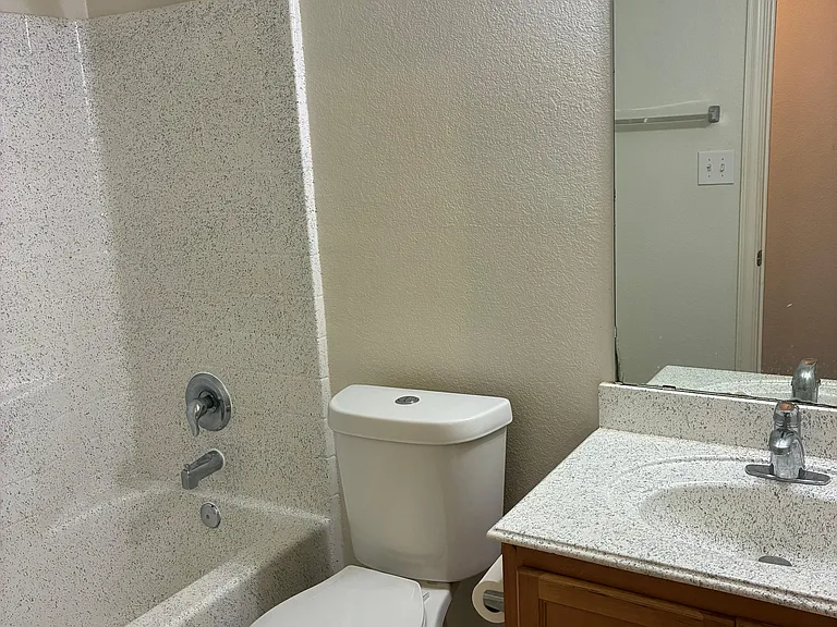 515 Creekside Dr — Photo 29