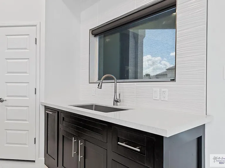 7283 Rain Forest Dr — Photo 21