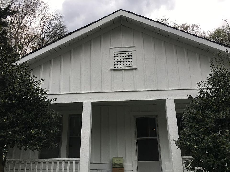 1st image of 927 W Elmwood Dr