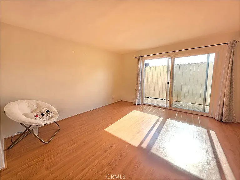 719 N Eucalyptus Ave #26C — Photo 5