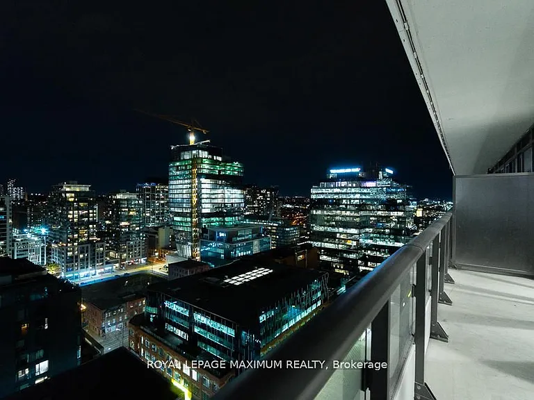 70 Princess St #2015-E — Photo 19