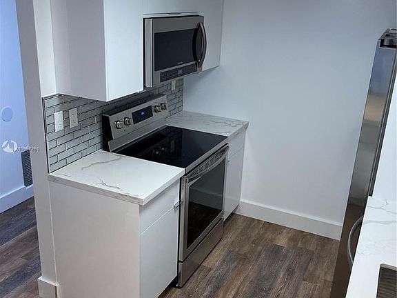 4th image of 1300 NE Miami Gardens Dr APT 208E