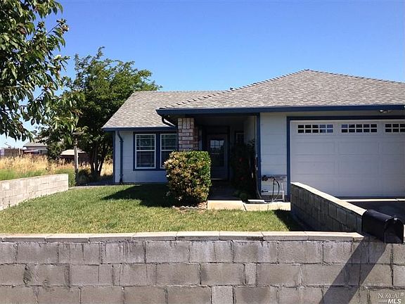 2nd image of 972 Marigold Dr