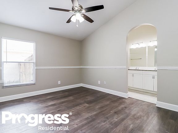 4th image of 10915 Brucehaven Dr