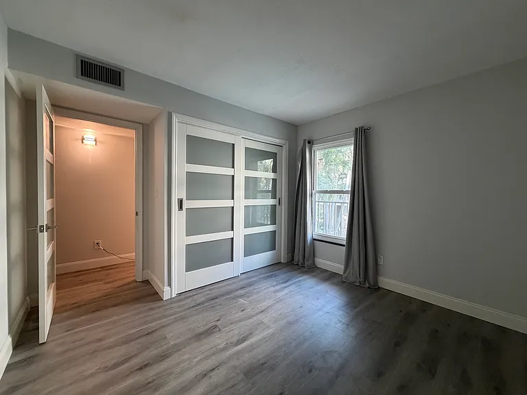 105 4th Ave NE #206 — Photo 8