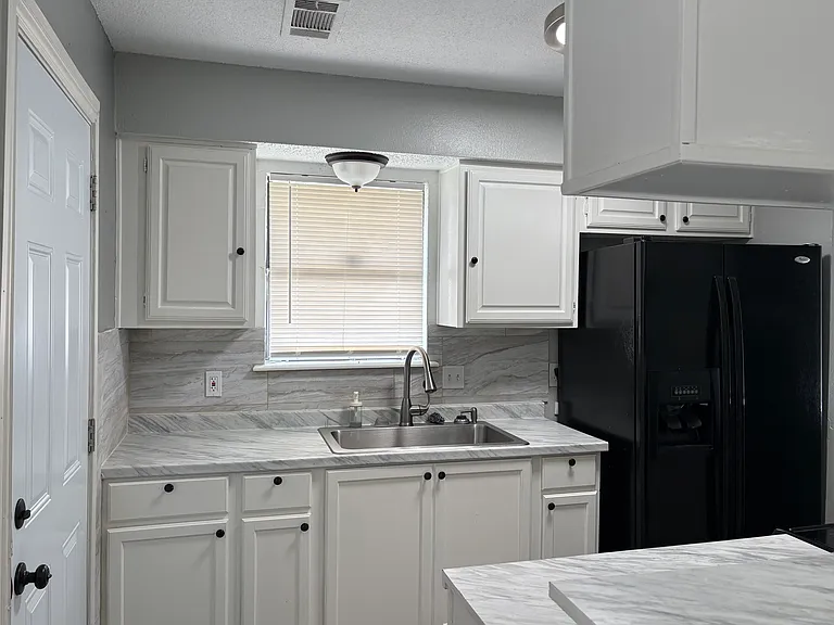 2858 Edd Rd #1 — Photo 4