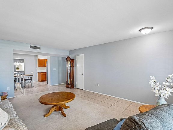 3rd image of 10112 W FORRESTER Drive