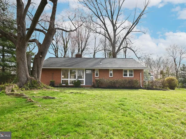 5412 Fremont St, Springfield, VA 22151