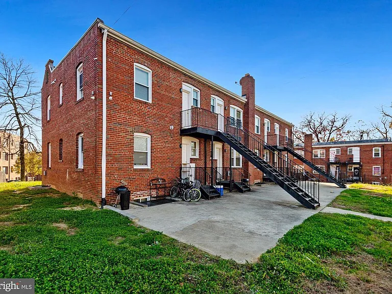 212 Orange St SE #2 — Photo 12