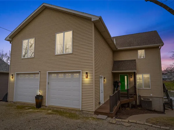 246 Hillcrest Rdg, Montezuma, IA 50171