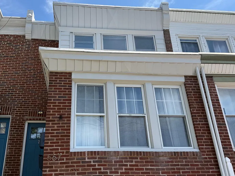 567 Van Kirk St #2