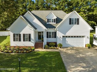 171 Adams Ln, Washington, NC 27889