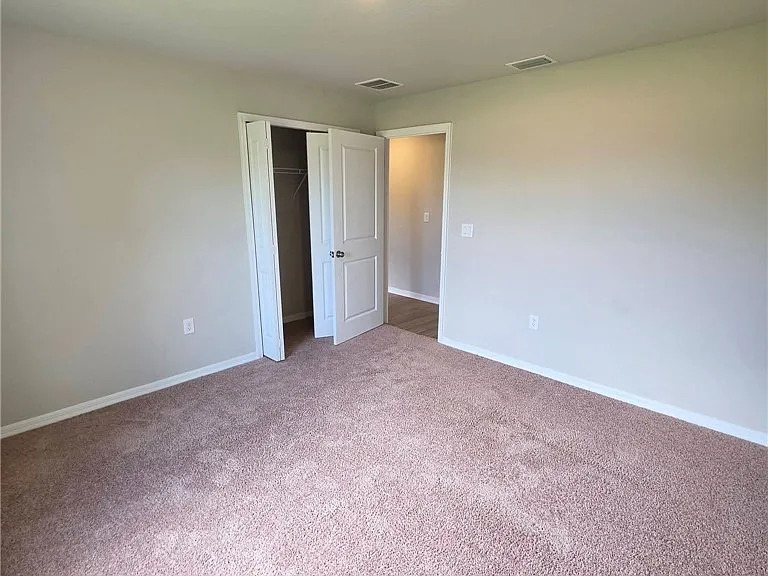 5553 Castania Dr — Photo 14
