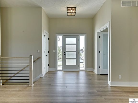 3rd image of 18810 Cypress Dr
