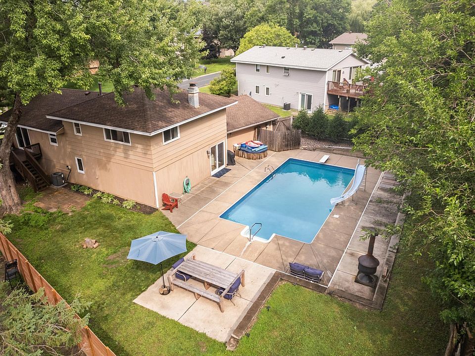 1st image of 12813 Apple View Ln