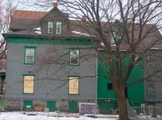 875 1/2 Main St, Worcester, MA 01610