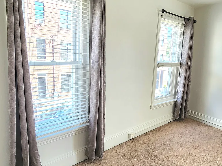 3591 Calumet St — Photo 29