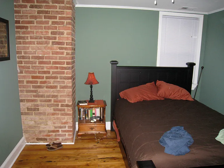 219 S Walker St #B — Photo 14