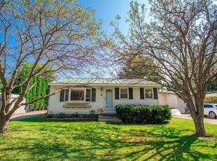 6 Sherry Rd, South Burlington, VT 05403